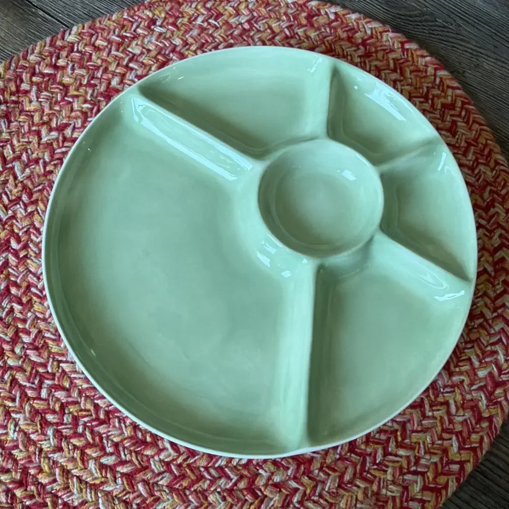 Williams Sonoma Jasmine Divided Luncheon Appetizer Snack Plate set of 6 green